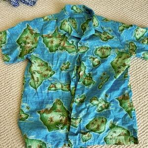 Practically new Tori Richard boys Hawaiian shirt size 8 (M)